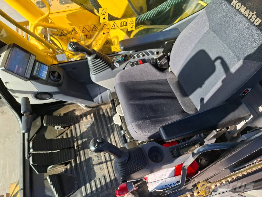 Komatsu PC210LC-11 Εκσκαφείς με ερπύστριες