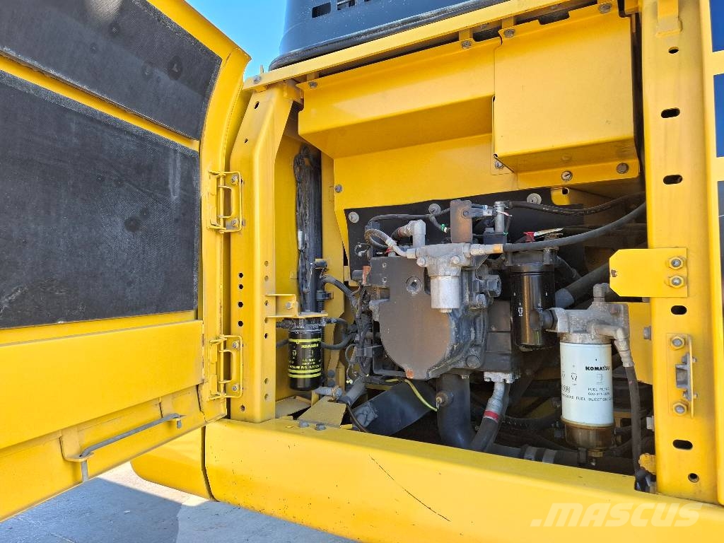 Komatsu PC210LC-11 Εκσκαφείς με ερπύστριες
