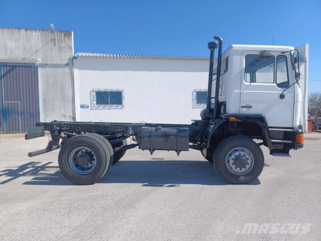 MAN 18.232 AF 4X4 Pojazdy pod zabudowę