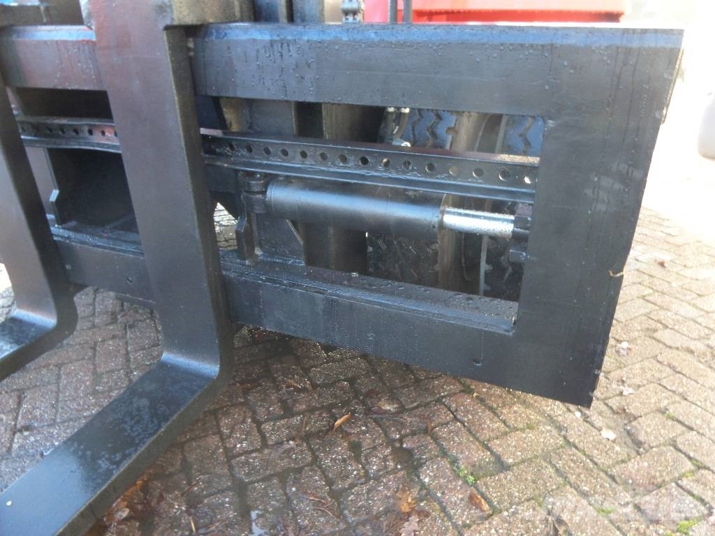 Kalmar 10-600 Dīzeļa autoiekrāvēji