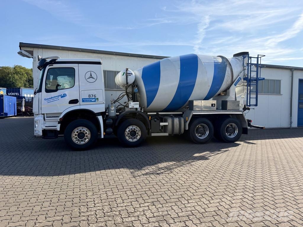 Mercedes-Benz Arocs 3546 8x4 Fahrmischer Motor E6 D Avtomešalci za beton