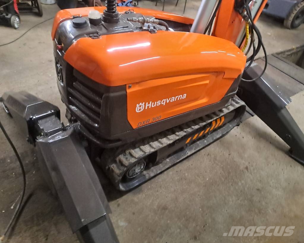 Husqvarna DXR 300 Εκσκαφάκι (διαβολάκι) < 7t