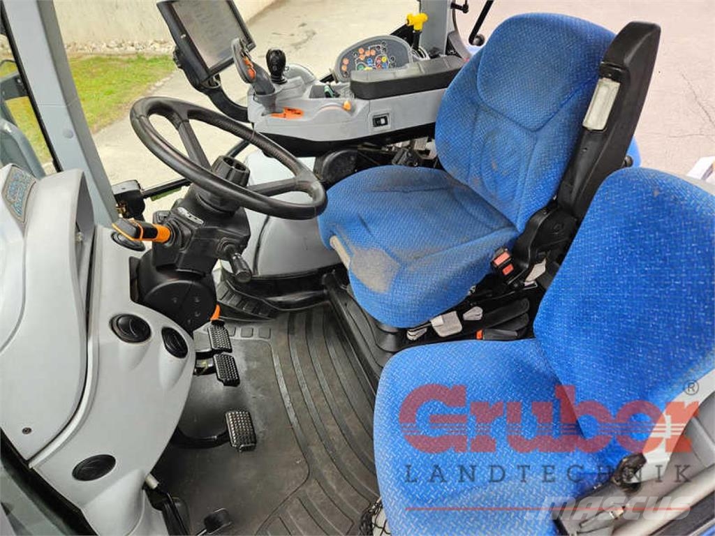 New Holland T7.200 AC Tractoren