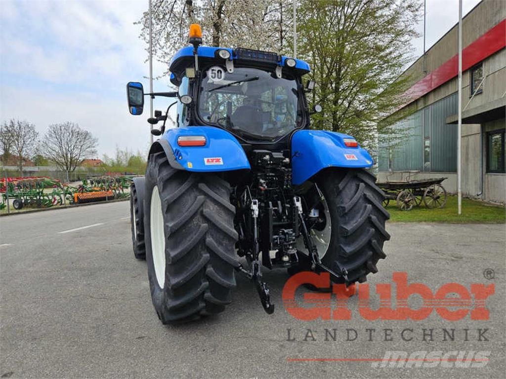 New Holland T7.200 AC Tractoren