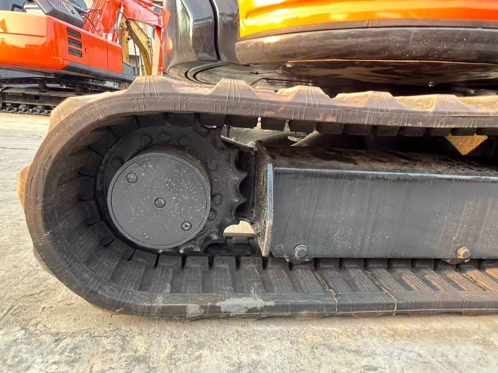Hitachi 55U-5A Bageri gusjeničari