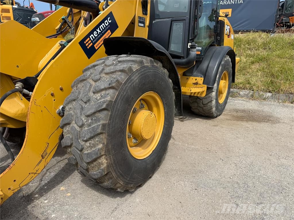 CAT 906M Hjullastare