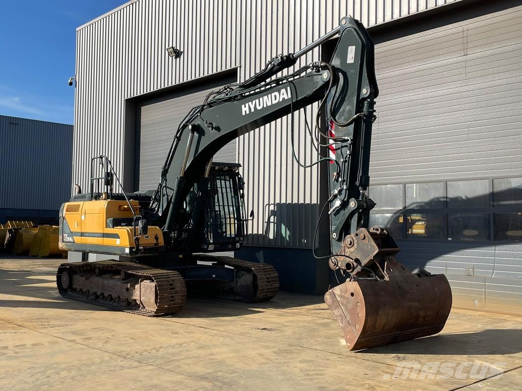 Hyundai HX220AL Rupsgraafmachines