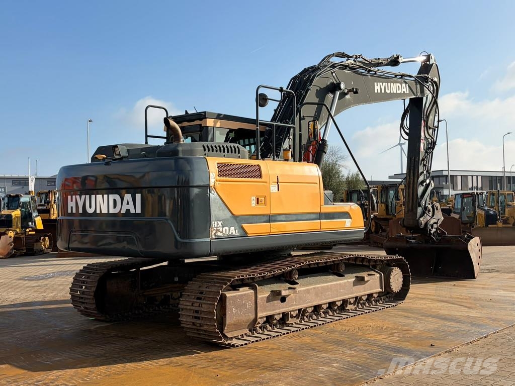 Hyundai HX220AL Гусеничні екскаватори