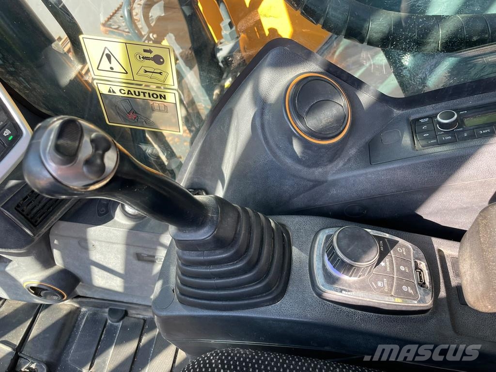 Hyundai HX220AL Rupsgraafmachines