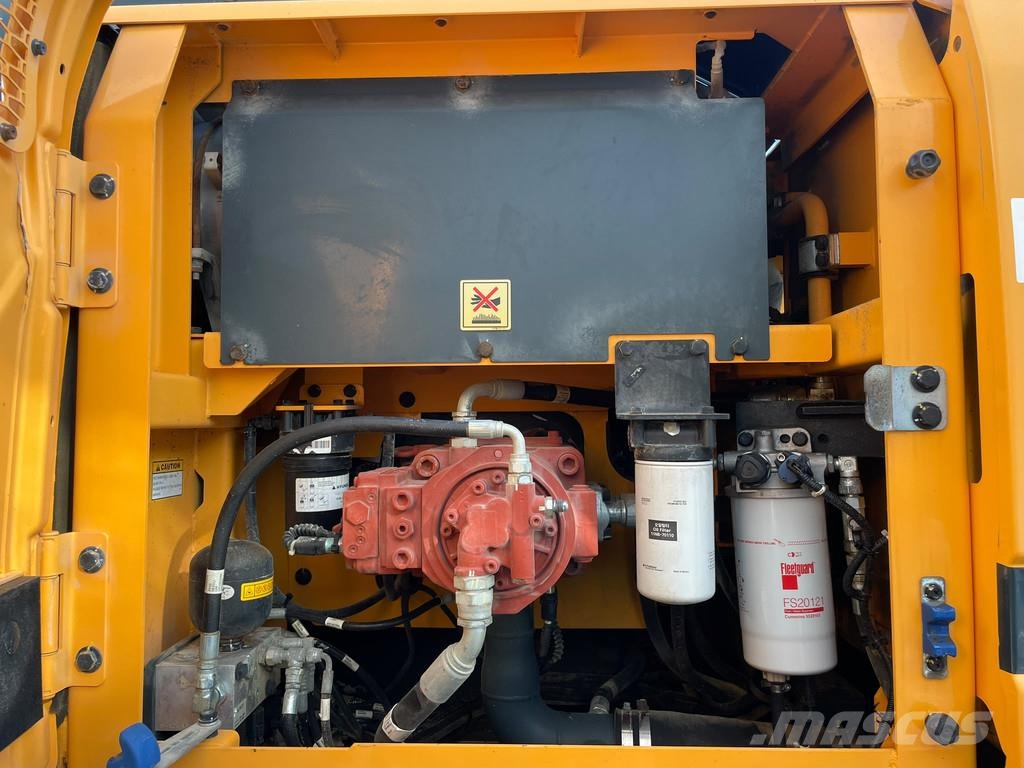 Hyundai HX220AL Rupsgraafmachines