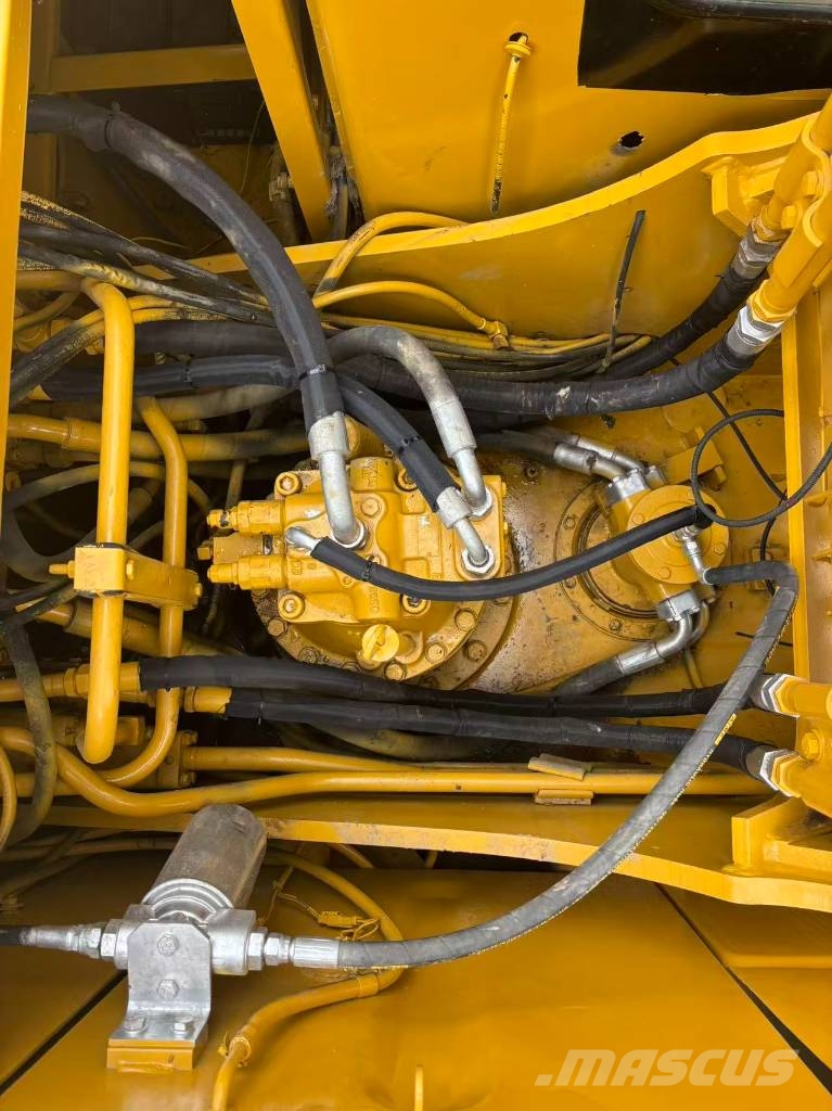 CAT 320 B L Bageri guseničari