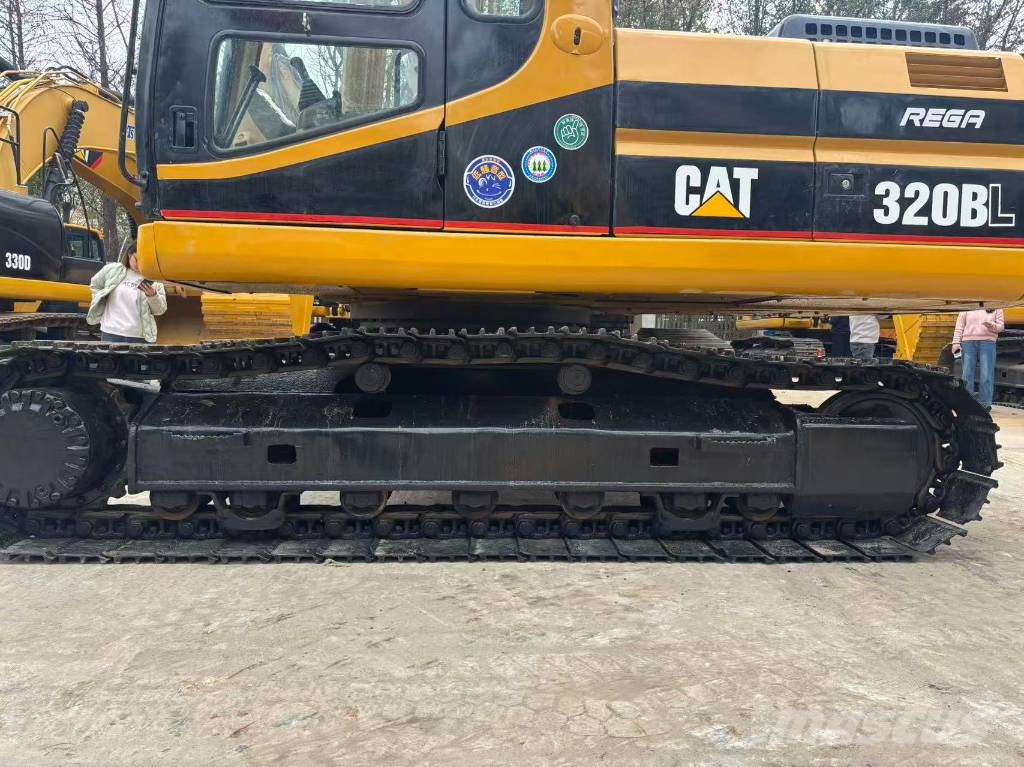 CAT 320 B L Bageri guseničari