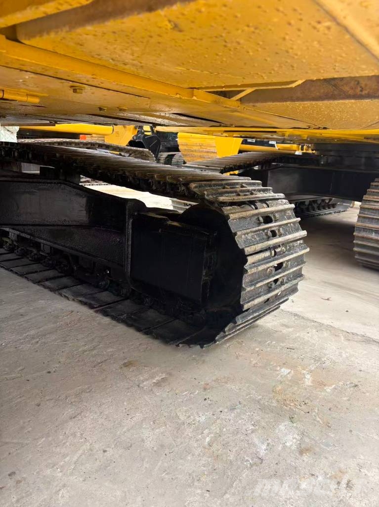 CAT 320 B L Bageri guseničari