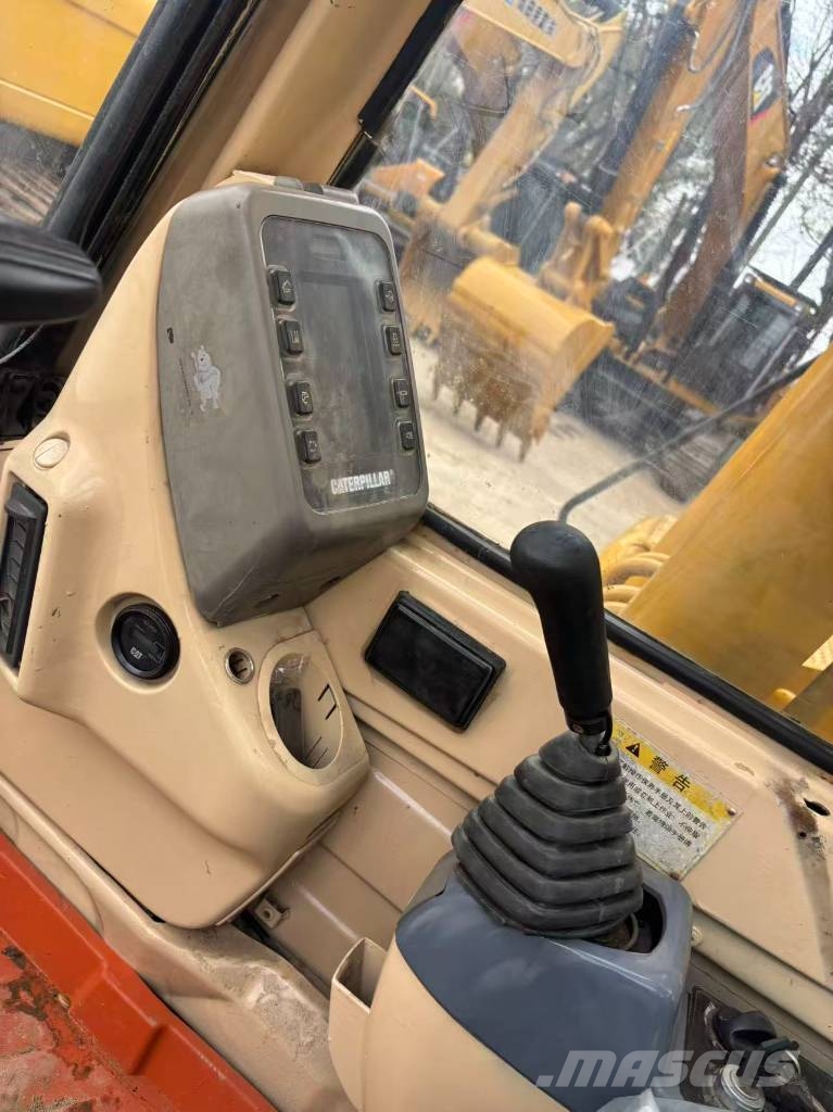 CAT 320 B L Bageri guseničari