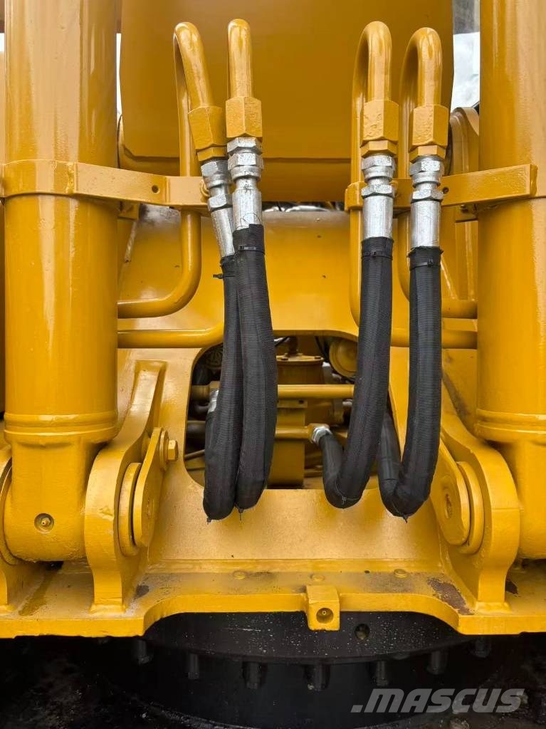 CAT 320 B L Bageri guseničari
