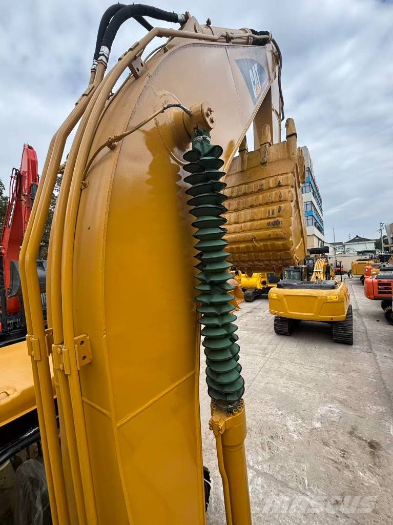 CAT 320 B L Bageri guseničari