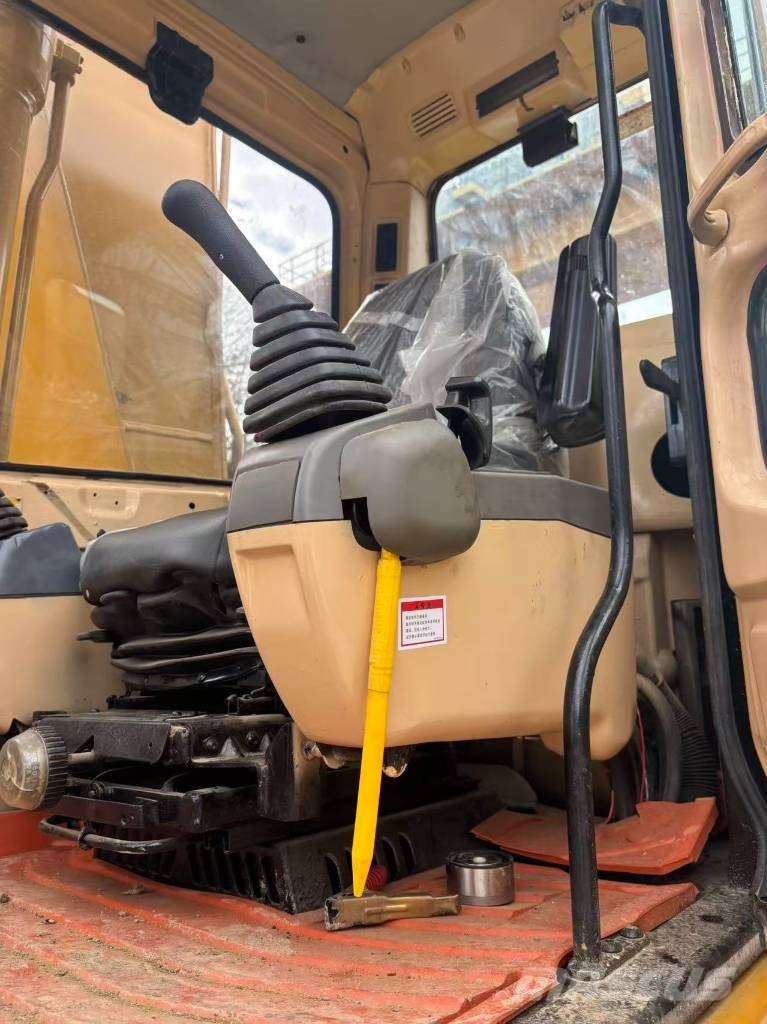 CAT 320 B L Bageri guseničari