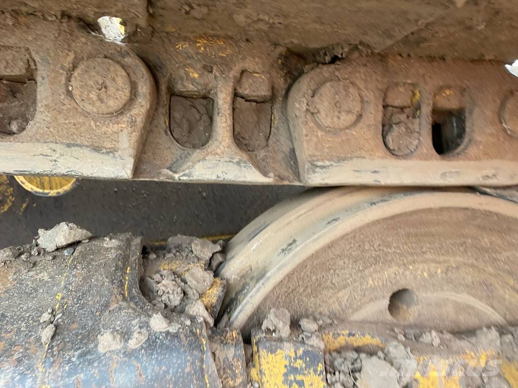 Komatsu D65 PX-18E0 Ripper Dozere Beltegående