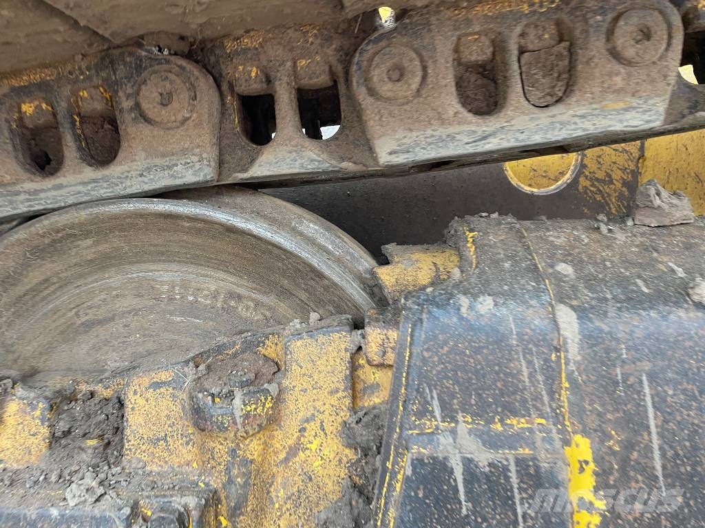 Komatsu D65 PX-18E0 Ripper Dozere Beltegående