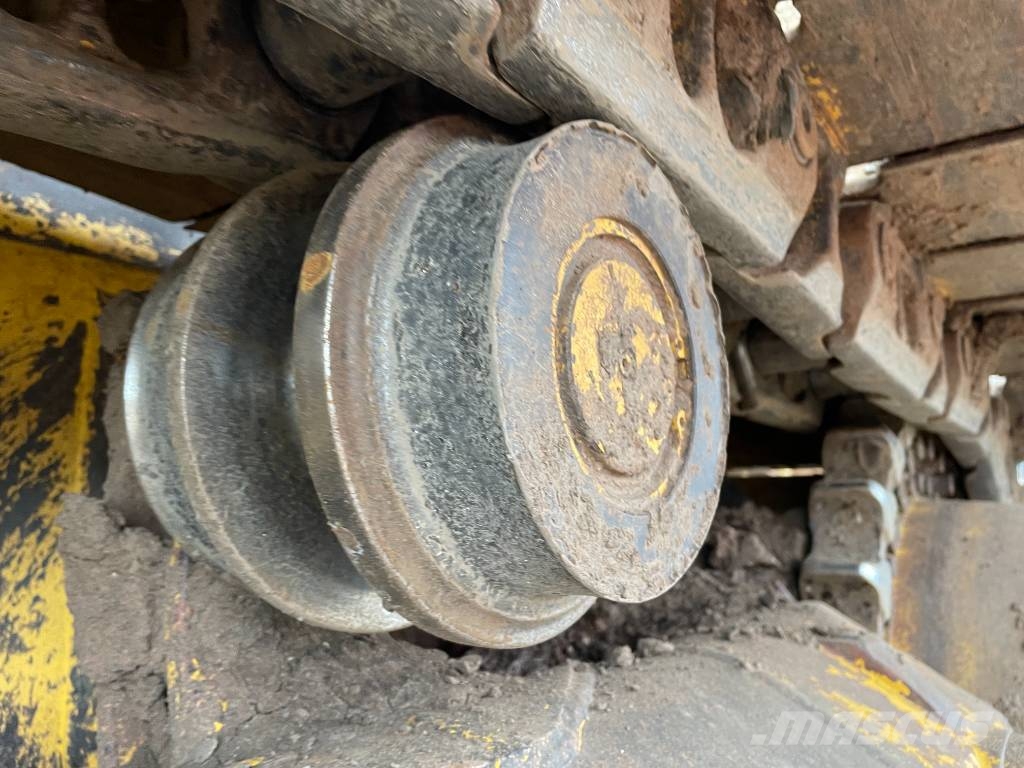 Komatsu D65 PX-18E0 Ripper Dozere Beltegående