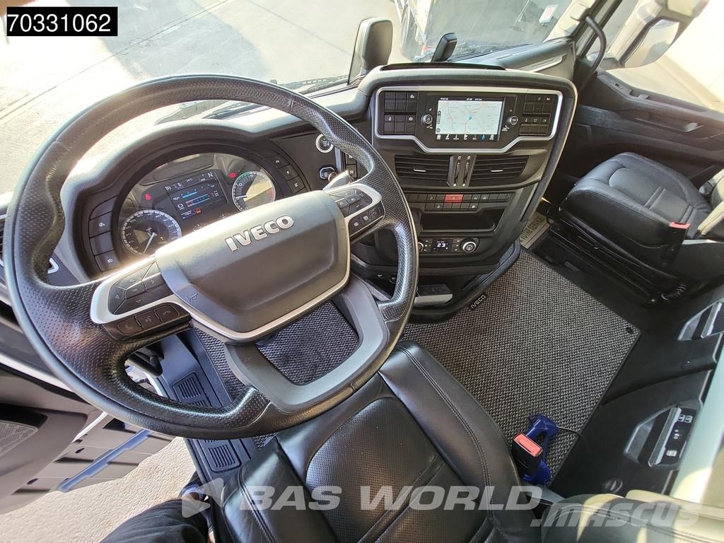 Iveco X-Way 570 6X4 Retarder Standklima ACC Navi Leder Vetopöytäautot