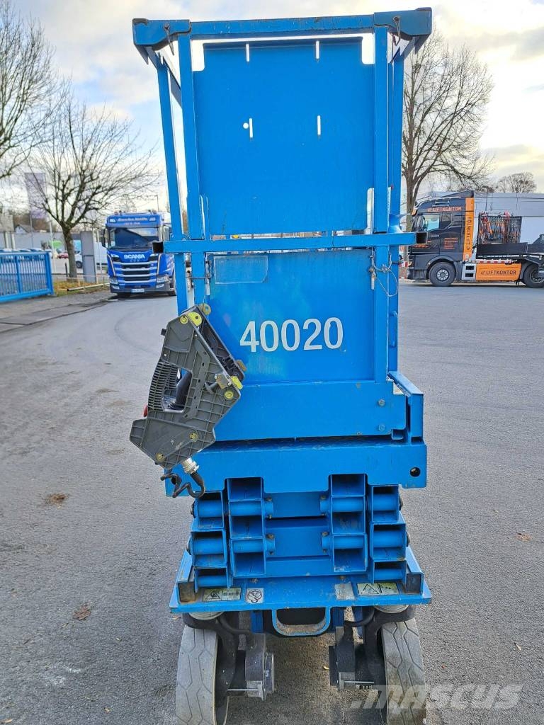 JLG 2032 ES 剪叉式升降机
