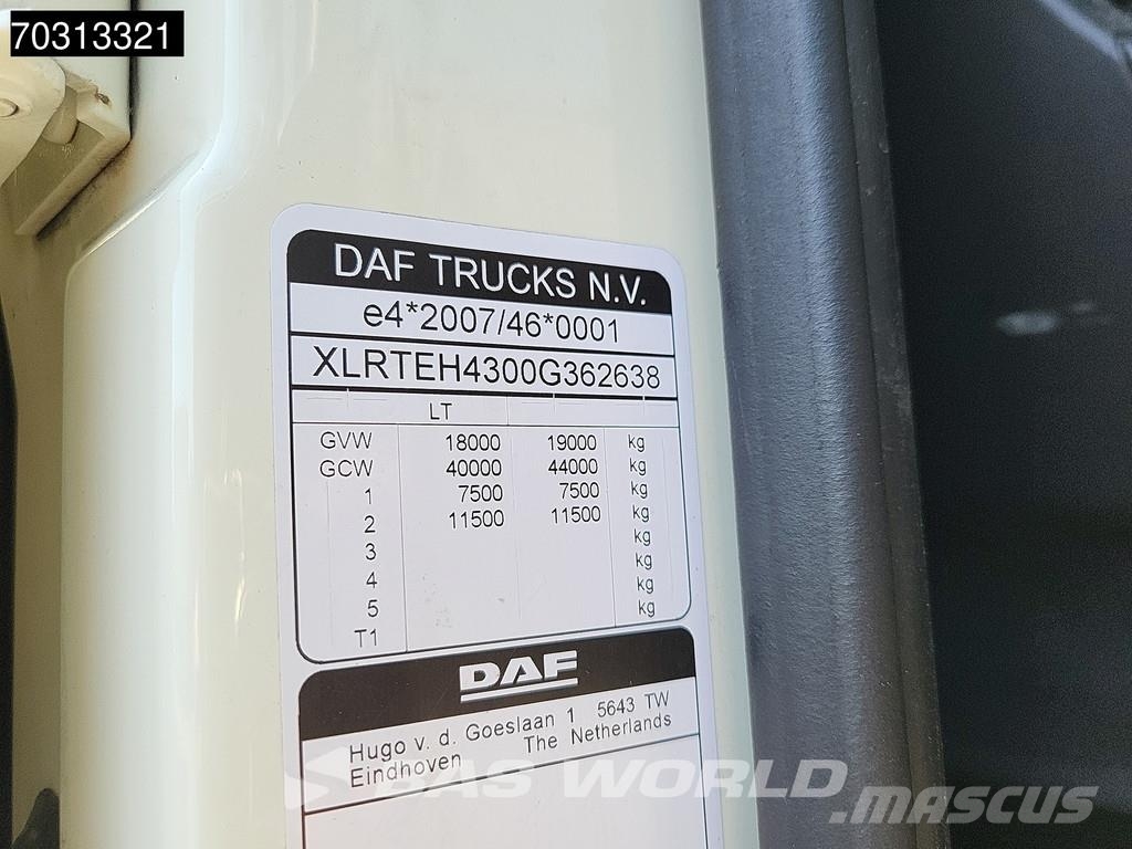 DAF XF 480 4X2 SC Mega 2xTanks ACC Standklima Nyergesvontatók