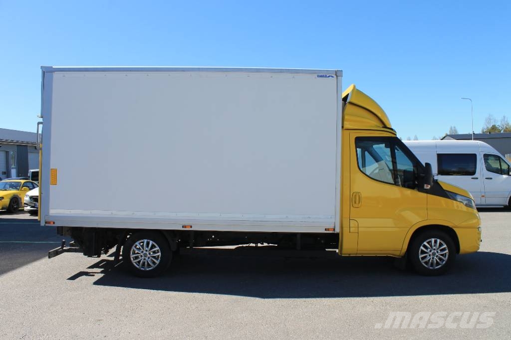 Iveco Daily 35 S18 Vehículos de caha cerrada
