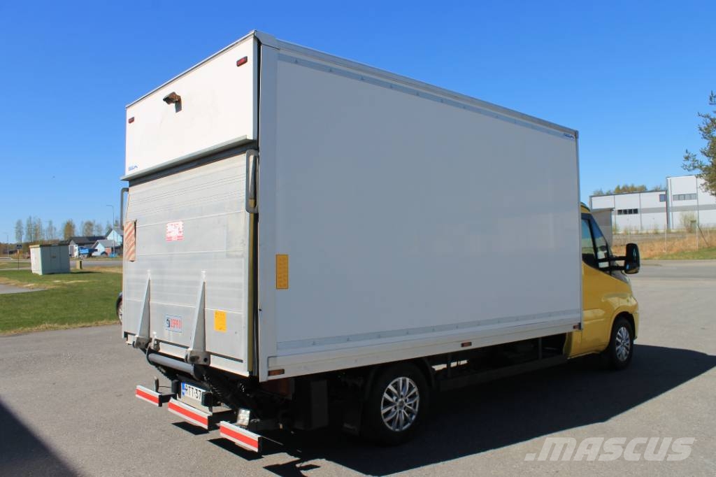 Iveco Daily 35 S18 Vehículos de caha cerrada