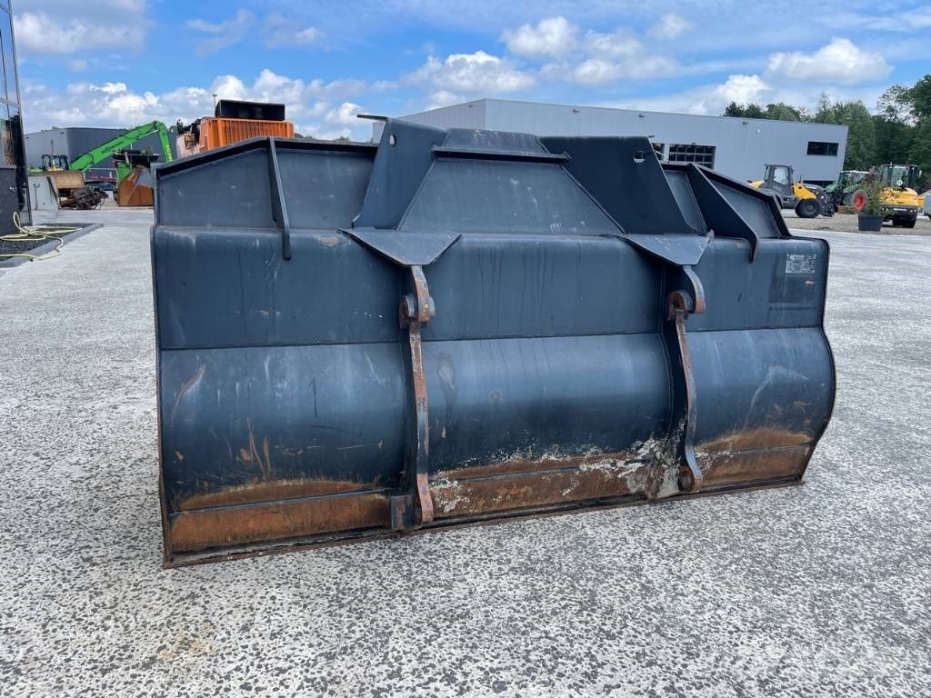 Reschke Caterpillar 930 bucket 260cm 2500 liter Baldes