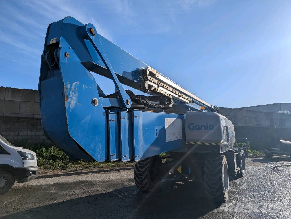 Genie ZX 135/70 曲臂高空工作平台
