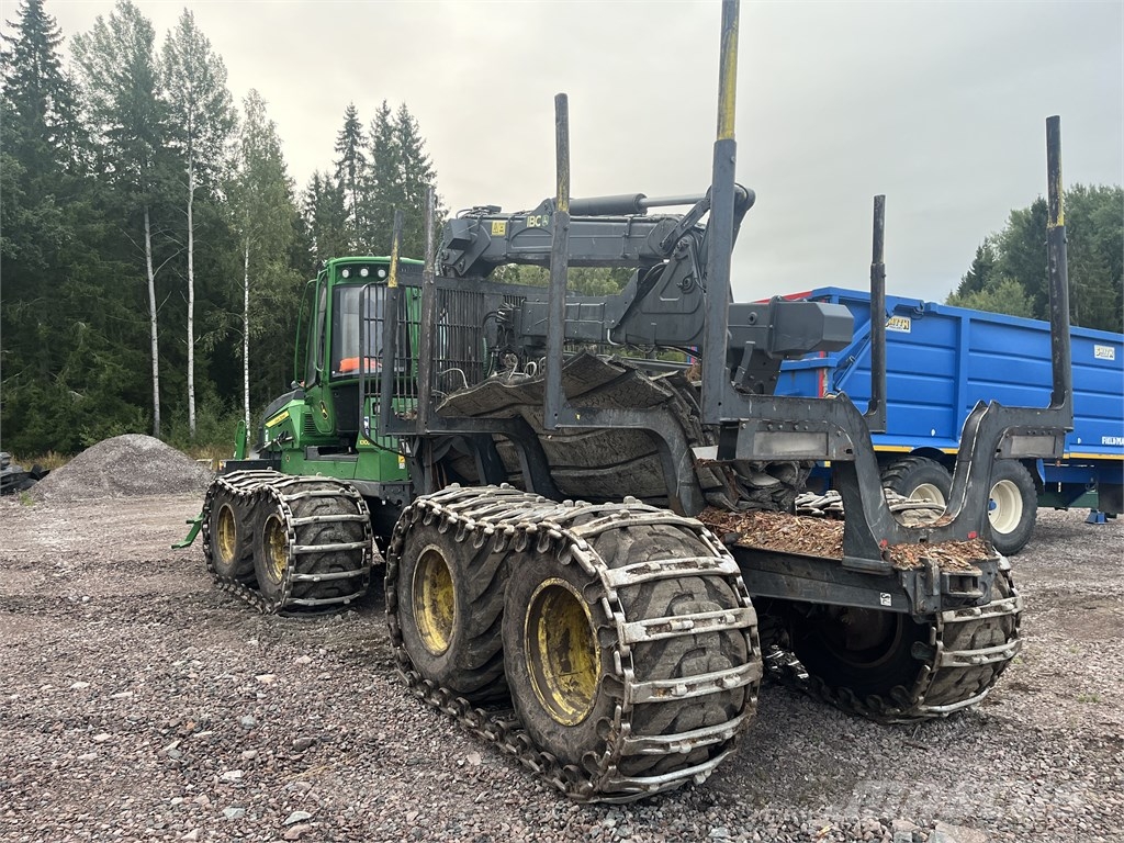 John Deere 1010 G Uitrijwagens