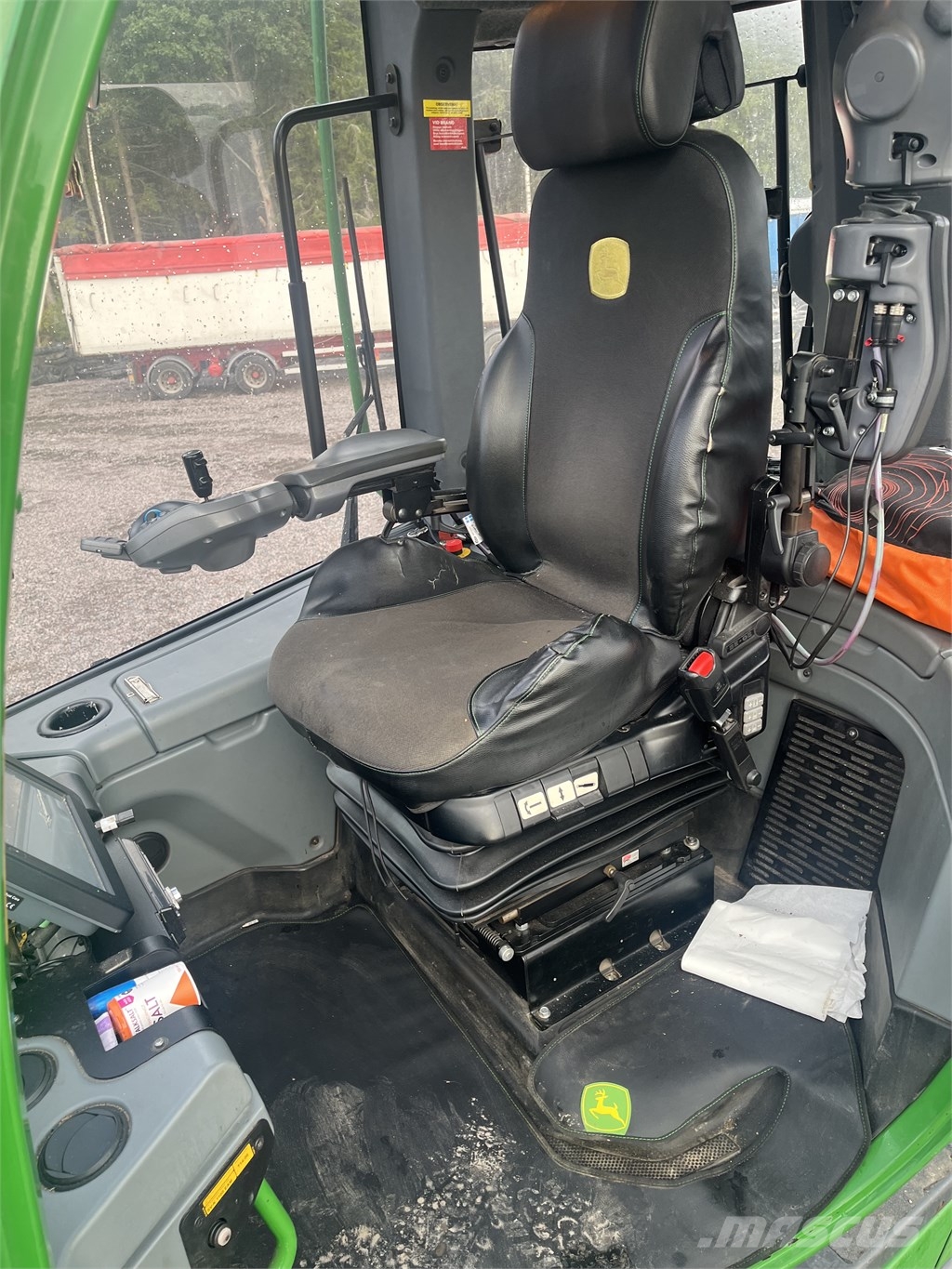 John Deere 1010 G Uitrijwagens