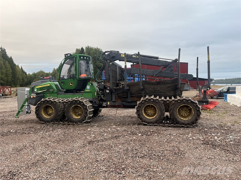 John Deere 1010 G Uitrijwagens