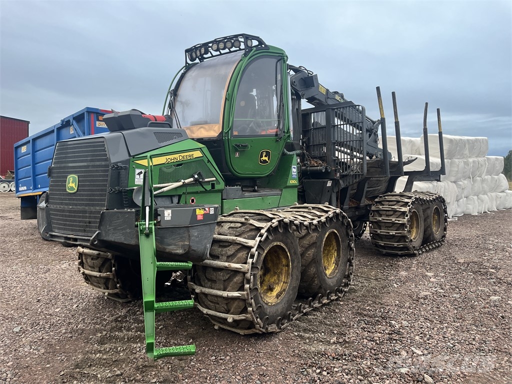 John Deere 1010 G Uitrijwagens