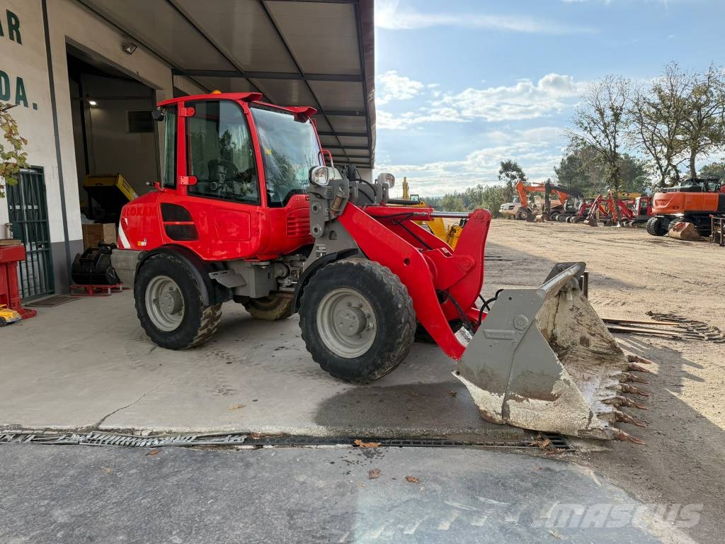 Volvo L 28 F, L 30 Pás carregadoras de rodas