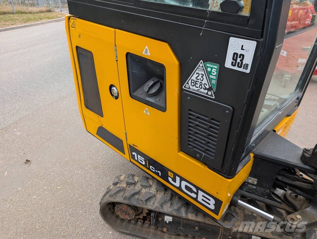 JCB 15 C-1 小型挖掘机