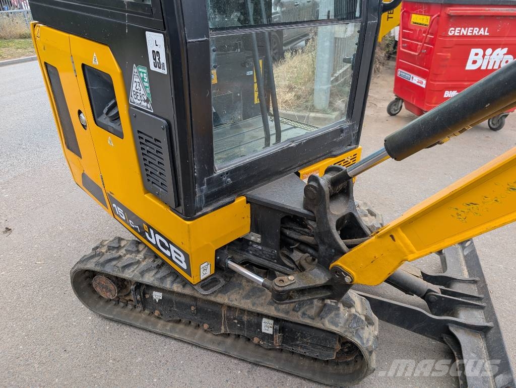 JCB 15 C-1 小型挖掘机