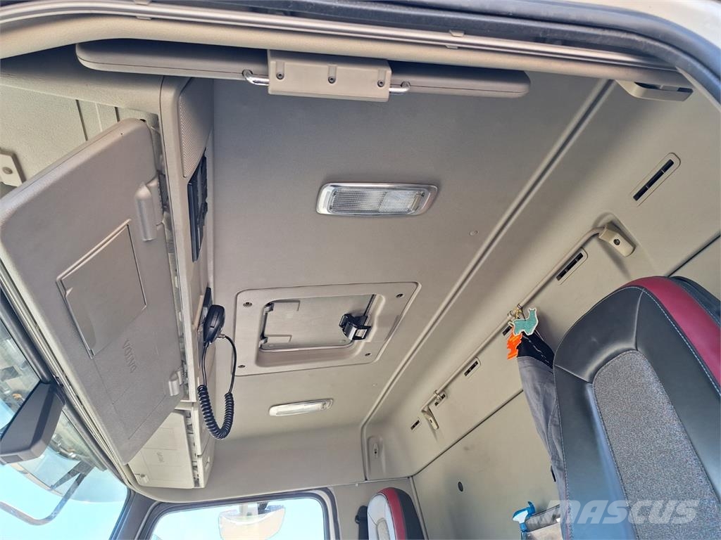 Volvo FMX 500 8X4 Sora- ja kippiautot