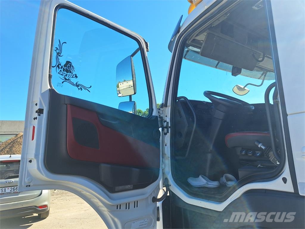 Volvo FMX 500 8X4 Sora- ja kippiautot