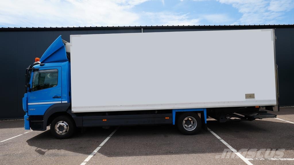 Mercedes-Benz Atego 1224 frigo truck meat hooksystem 409.000km Φορτηγά Ψυγεία