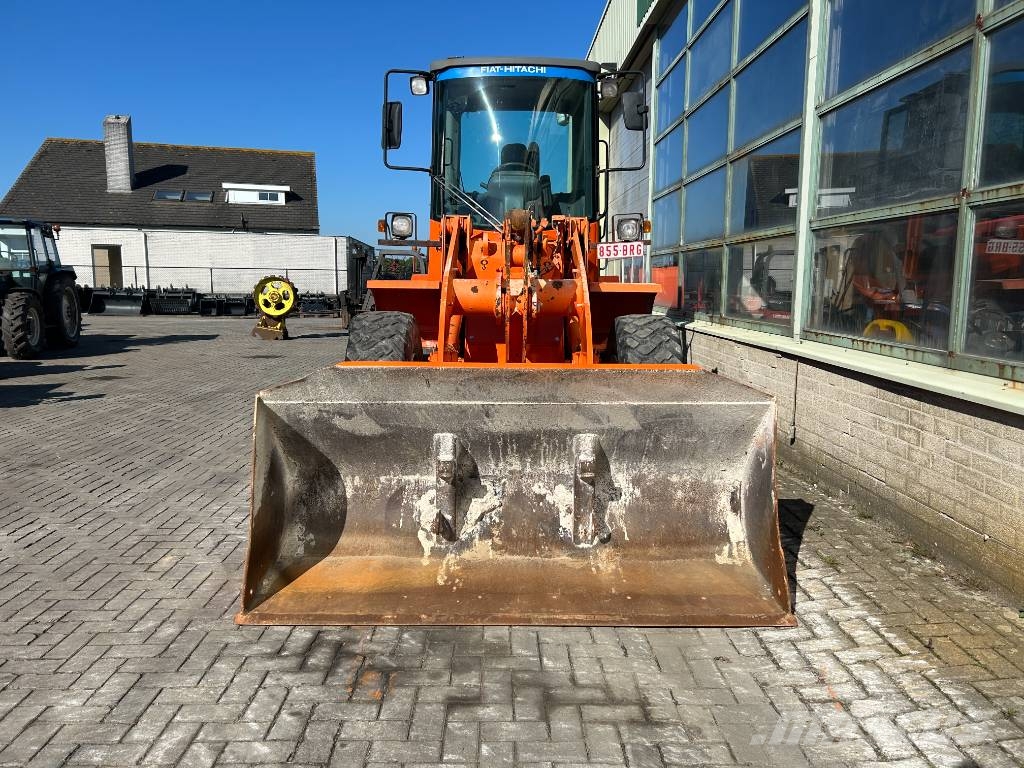 Fiat-Hitachi W90 A لوادر بعجل