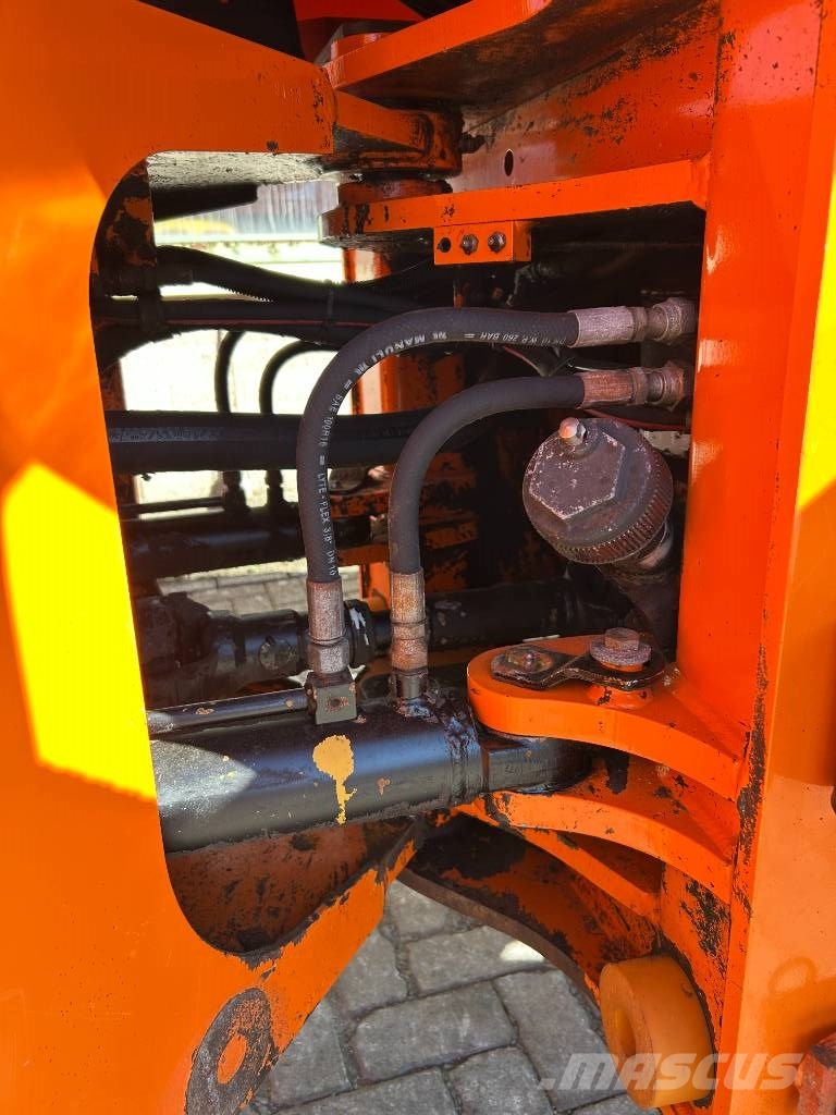 Fiat-Hitachi W90 A لوادر بعجل