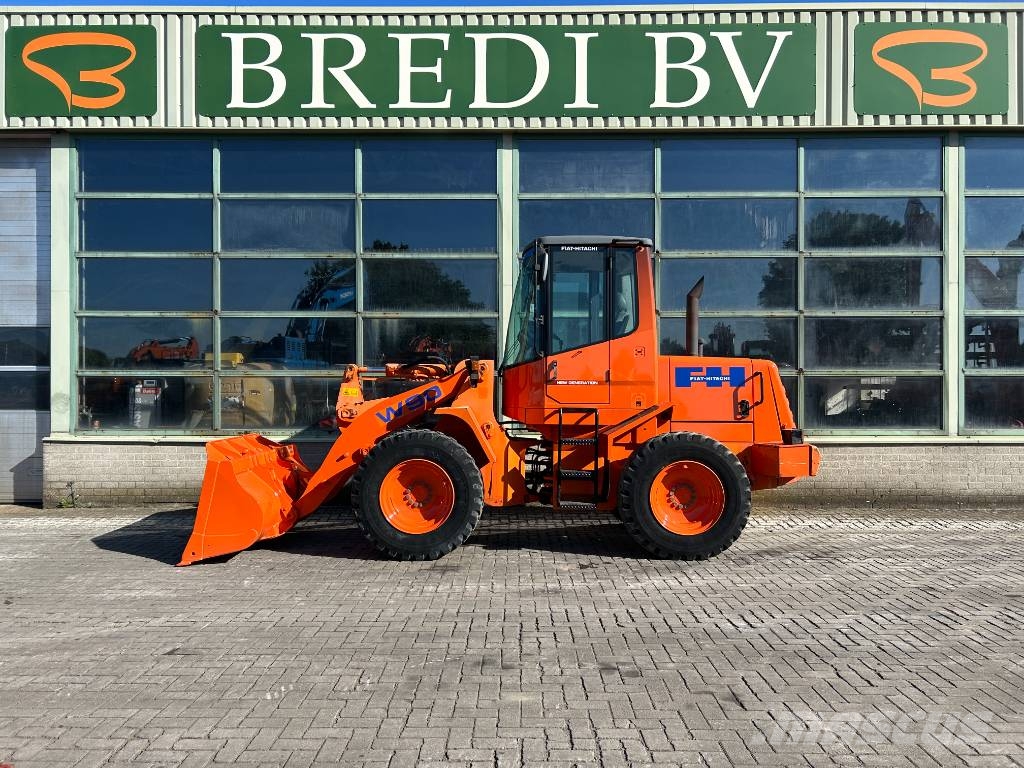 Fiat-Hitachi W90 A لوادر بعجل