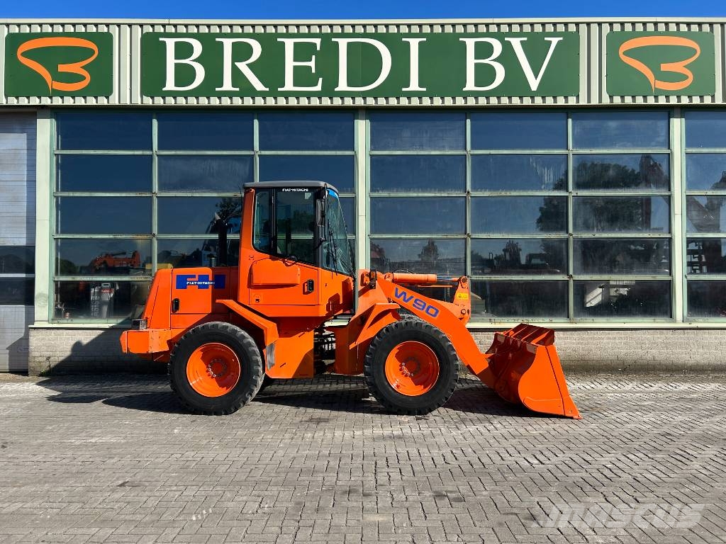 Fiat-Hitachi W90 A لوادر بعجل