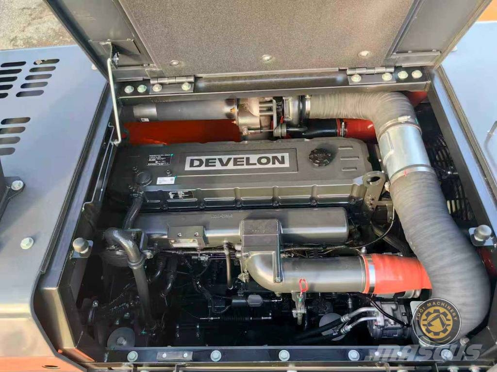 Develon DX360LCA Raupenbagger