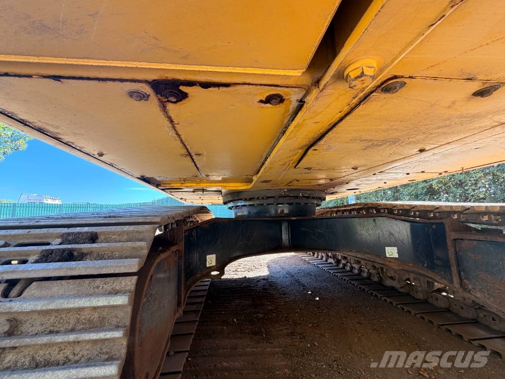 Komatsu PC 210 LC-11 - 15m LONG REACH EXCAVATOR Long Reach Bagger