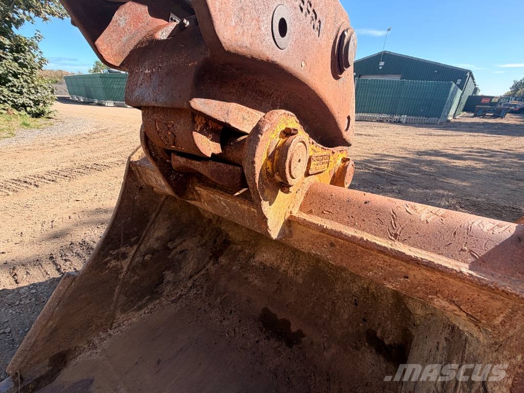 Komatsu PC 210 LC-11 - 15m LONG REACH EXCAVATOR Long Reach Bagger