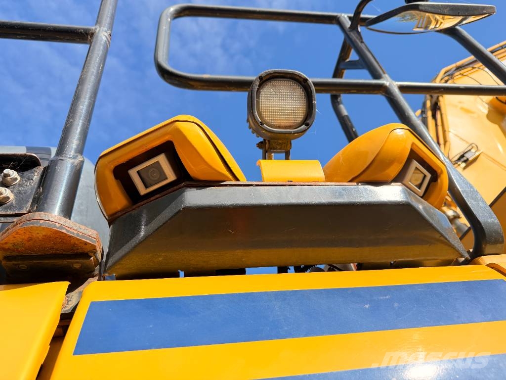 Komatsu PC 210 LC-11 - 15m LONG REACH EXCAVATOR Long Reach Bagger