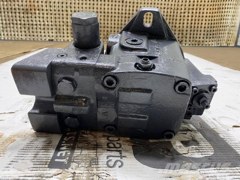 Liebherr R 934 C Final drive and drive motor Hidraulika
